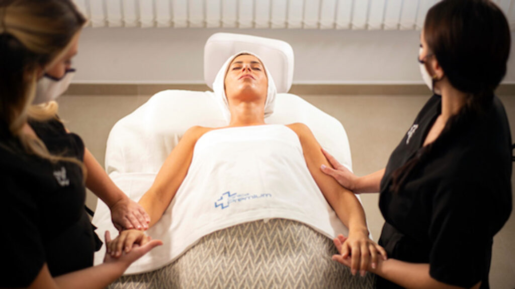 Treatments to prepare the skin for summer at Clínica Premium Marbella
